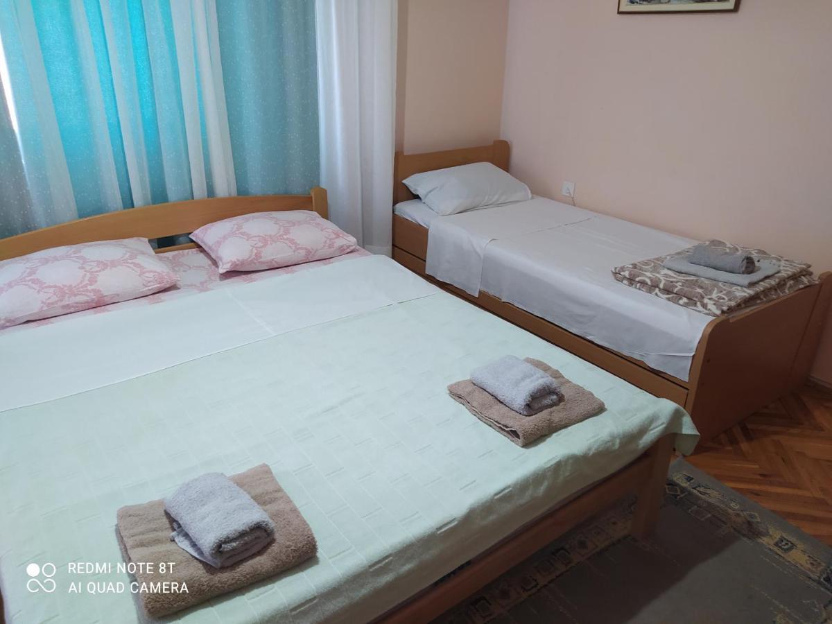 Apartment & Rooms Aleksandar Golubac Eksteriør bilde