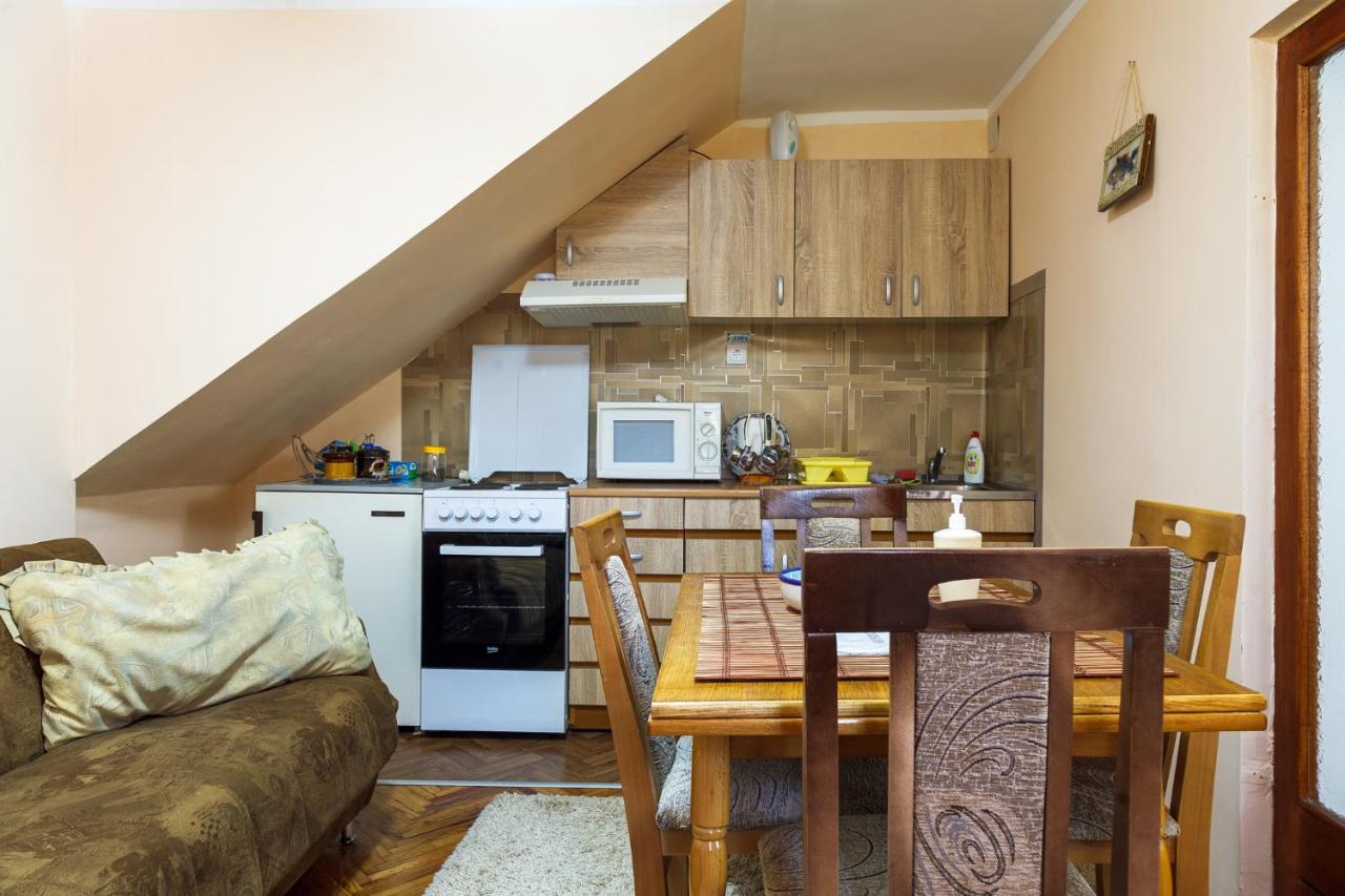 Apartment & Rooms Aleksandar Golubac Eksteriør bilde