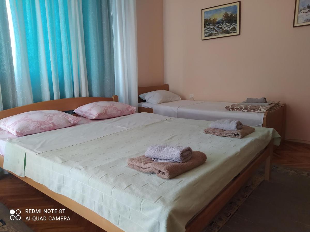 Apartment & Rooms Aleksandar Golubac Eksteriør bilde
