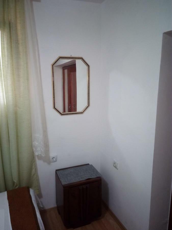 Apartment & Rooms Aleksandar Golubac Eksteriør bilde